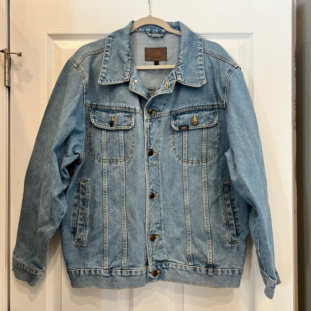 Lee Denim Jacket 100% Cotton Light Wash Trucker Americana Retro VNTG 90's L
